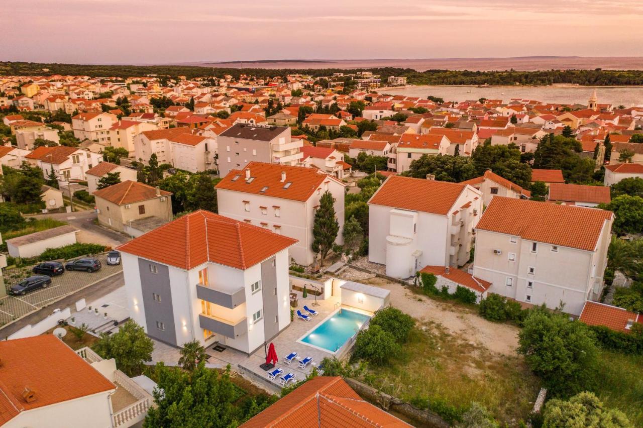 Villa Jana Luxury Apartments Novalja Buitenkant foto