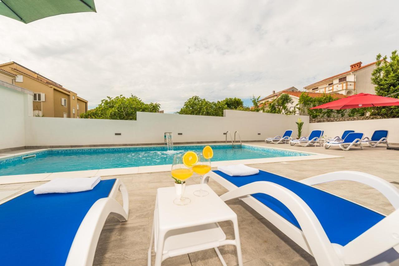 Villa Jana Luxury Apartments Novalja Buitenkant foto