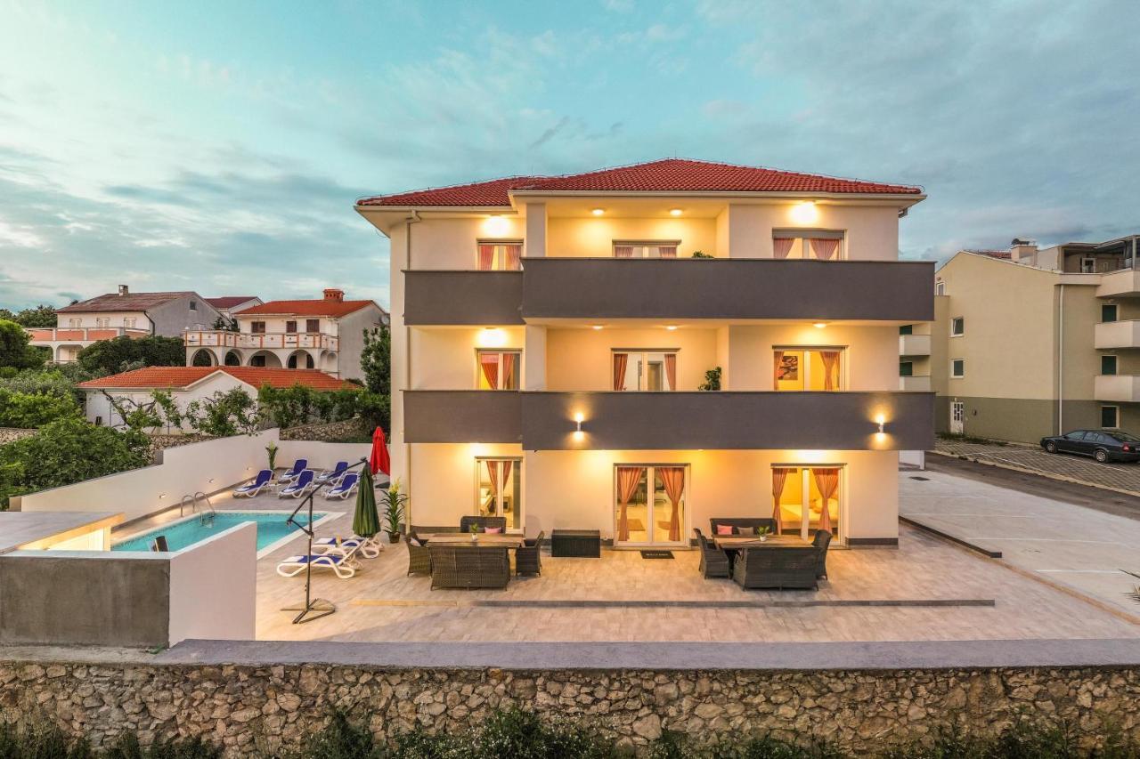 Villa Jana Luxury Apartments Novalja Buitenkant foto