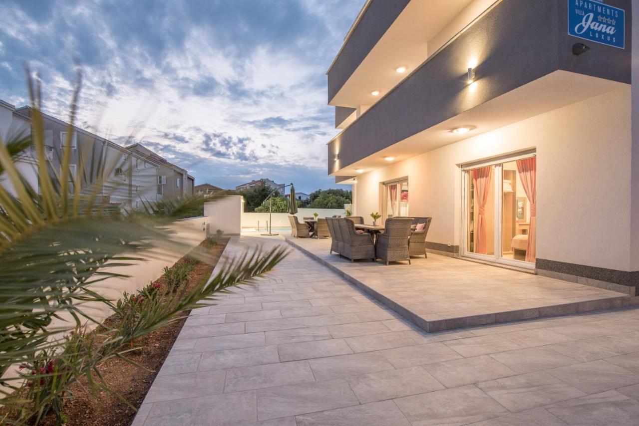 Villa Jana Luxury Apartments Novalja Buitenkant foto