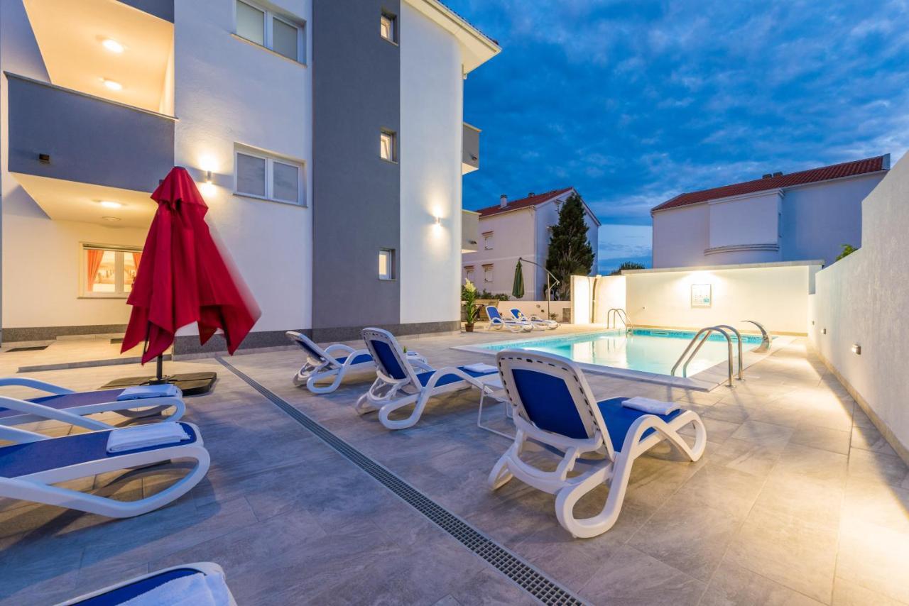 Villa Jana Luxury Apartments Novalja Buitenkant foto
