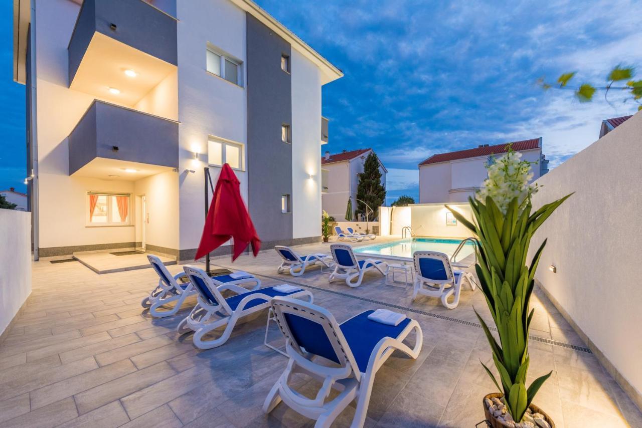 Villa Jana Luxury Apartments Novalja Buitenkant foto
