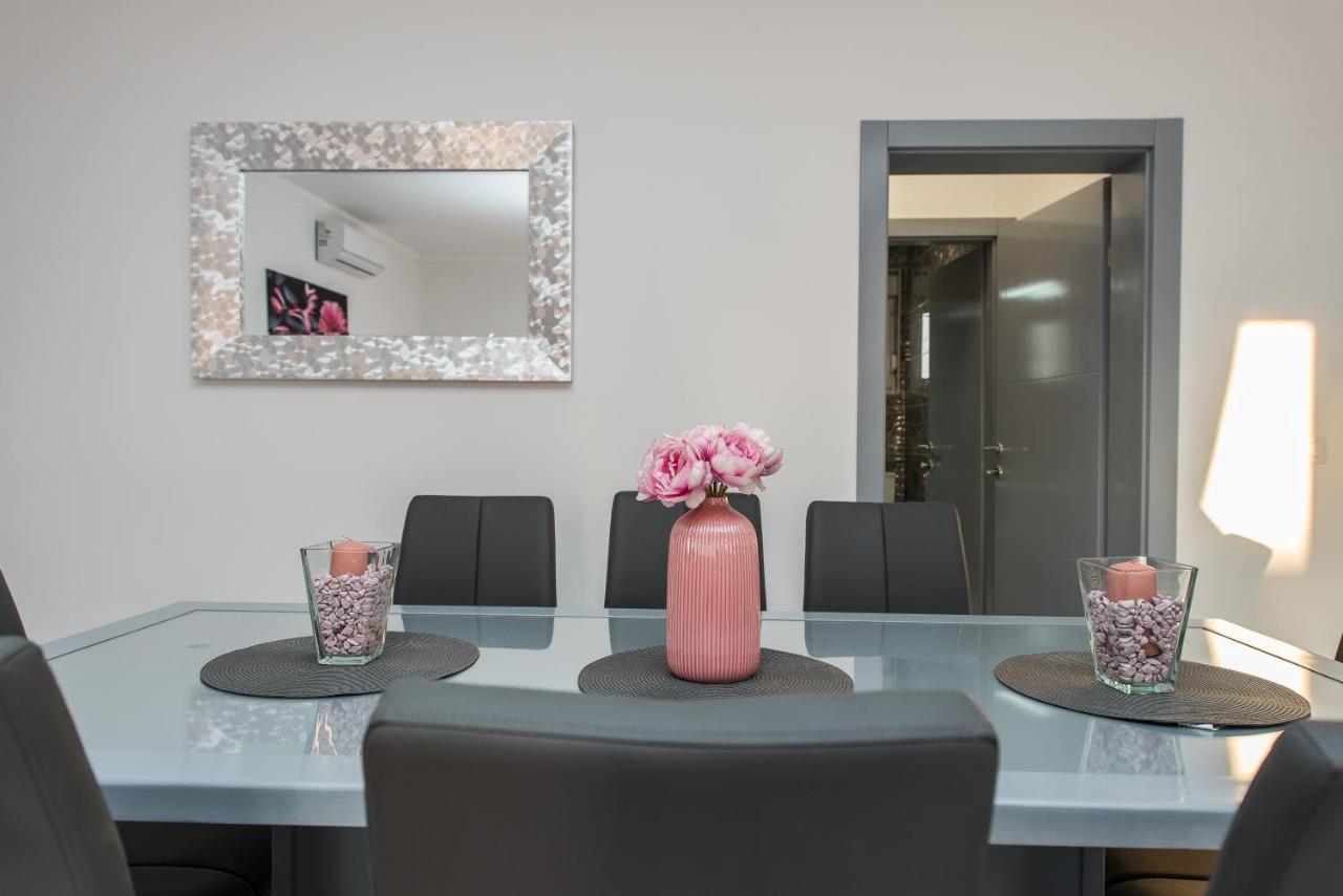 Villa Jana Luxury Apartments Novalja Buitenkant foto